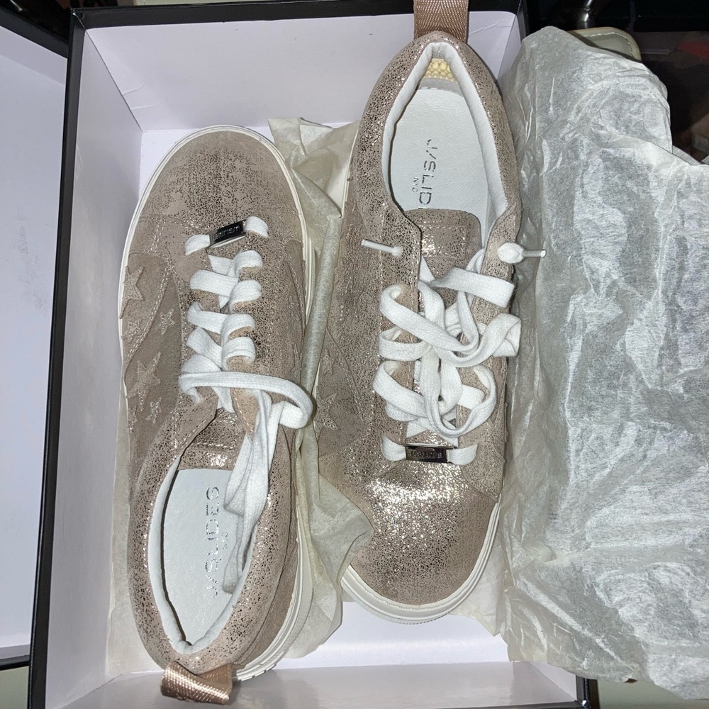 Platform J/Slides Tennis shoes - pretty brushed gold sparkle suede with stars